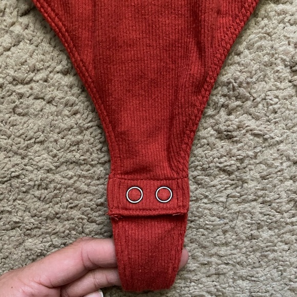 Hollister Burnt Orange Bodysuit - Picture 3 of 4